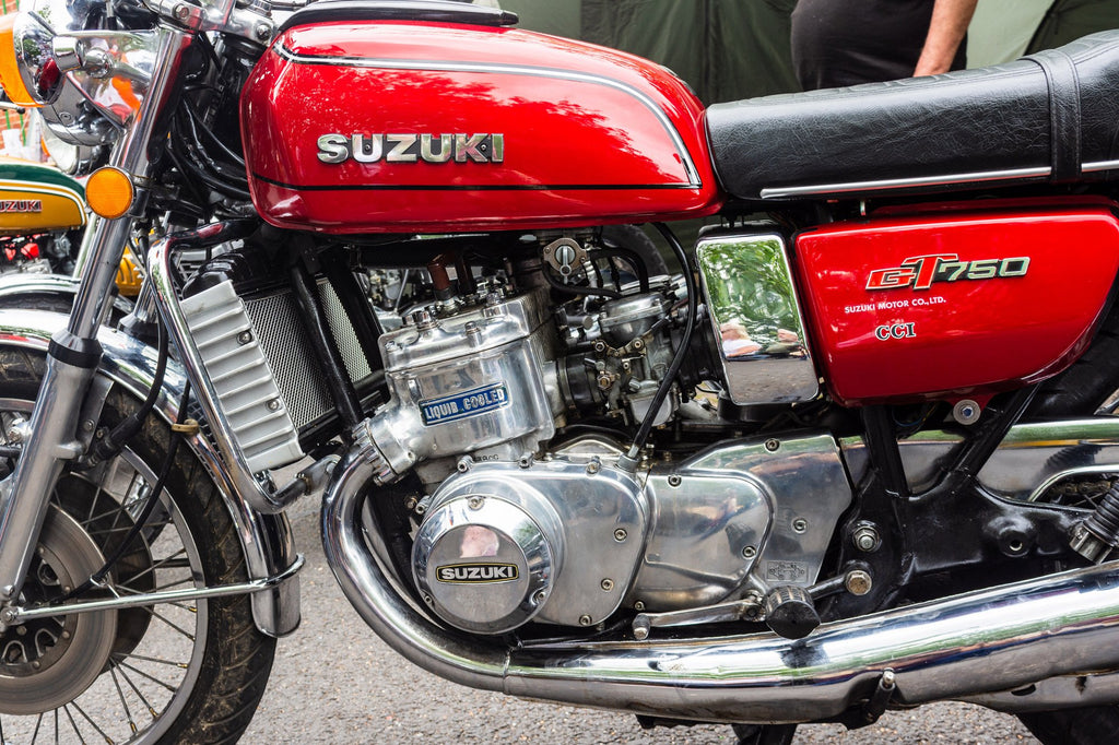 Suzuki GT750 classic 