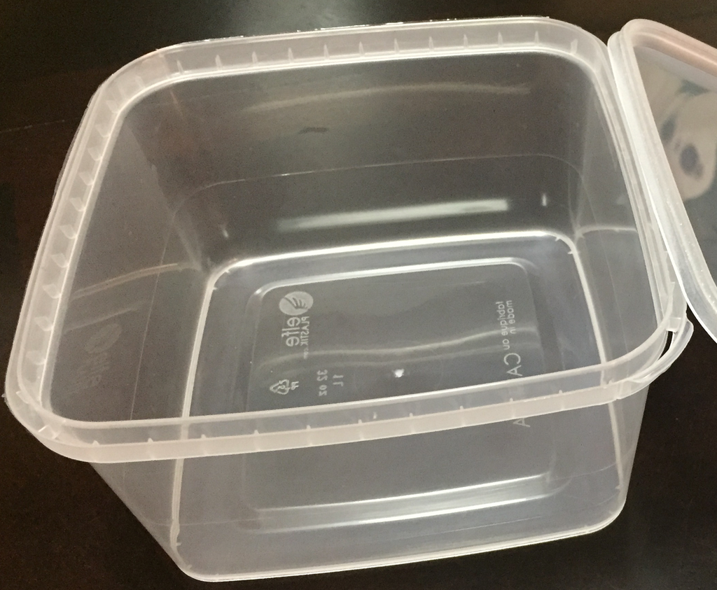 square plastic tub