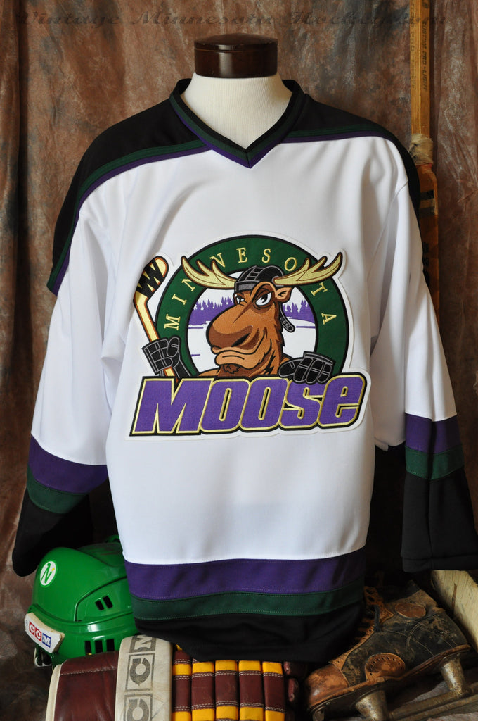 minnesota moose hockey jersey