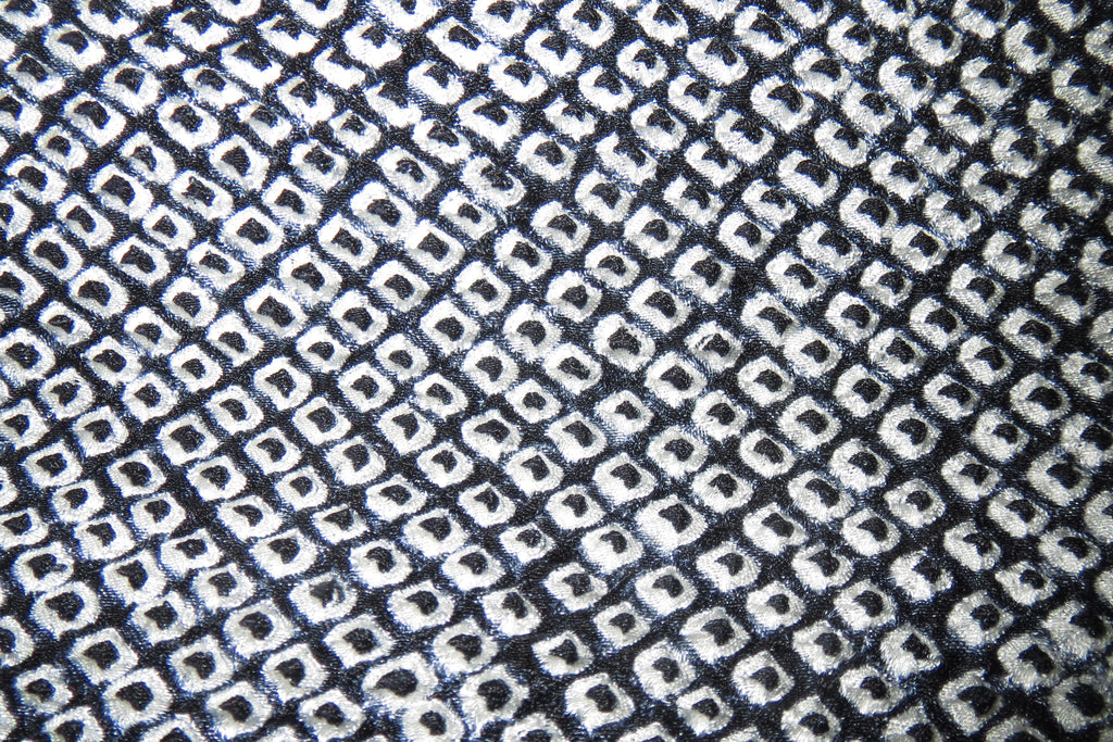 Detail of kanoko shibori from readysetkimono