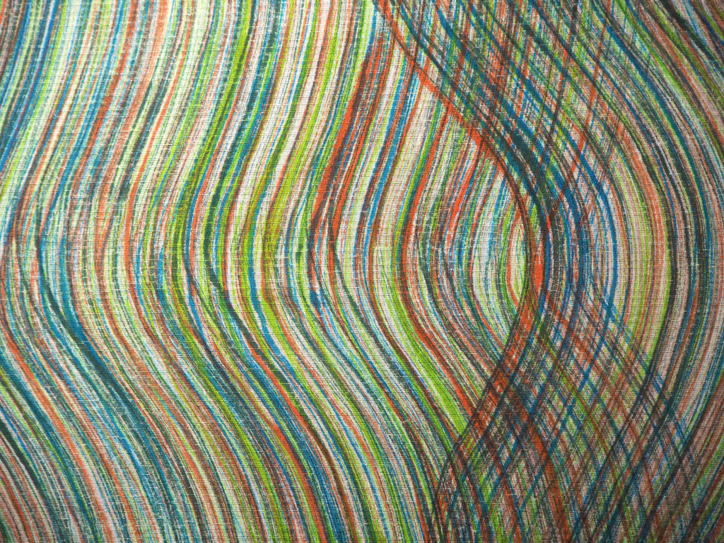 Detail on fine stripes of shikebiki painting by Jenny Lai