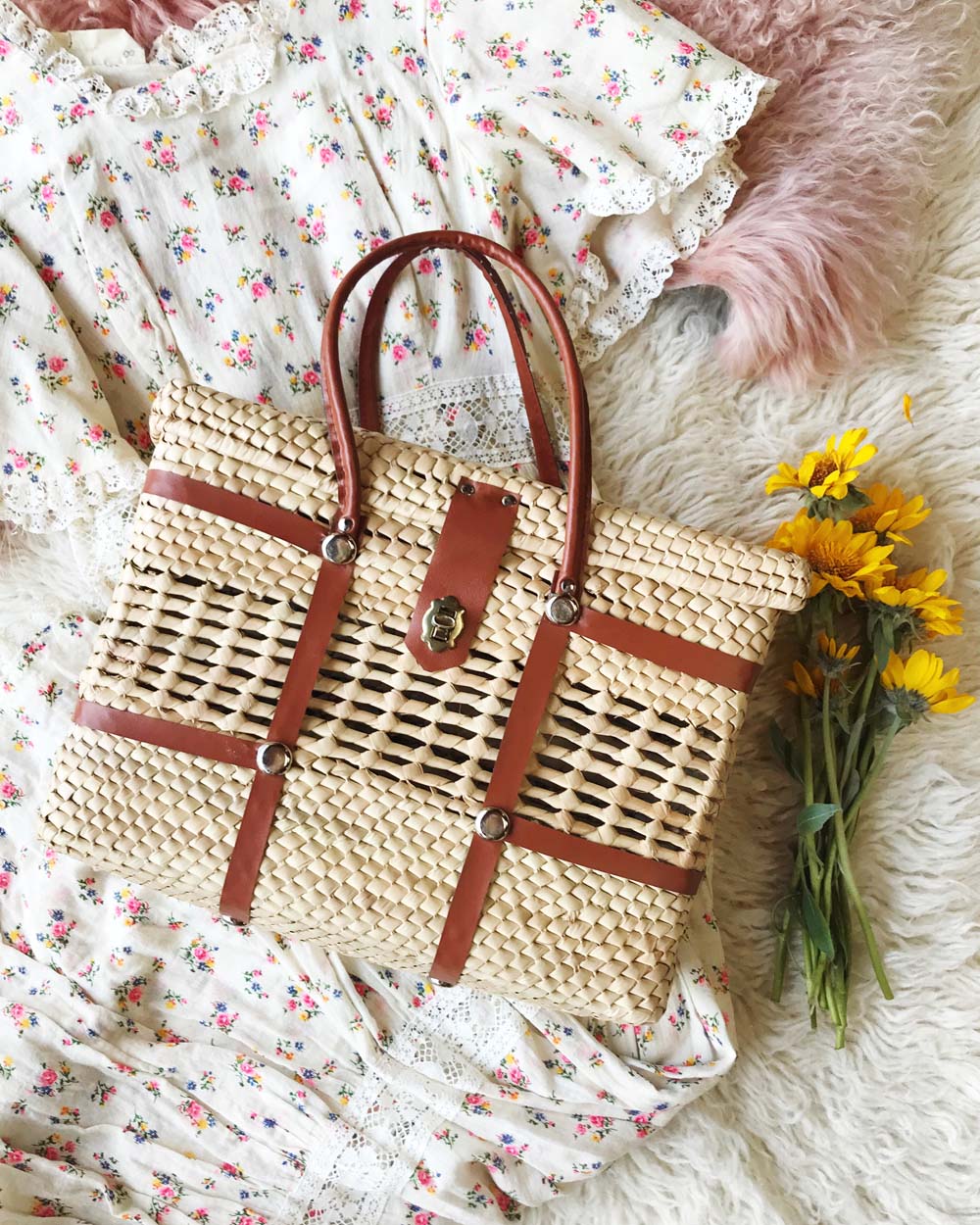  Vintage 70's Woven Tote 