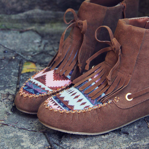 The Chinook Moccasins, Rugged Boots & Moccasins from Spool No.72 ...
