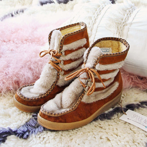 Ski Trip Vintage Snow Boots, Cozy Vintage Snow Boots from Spool 72 ...