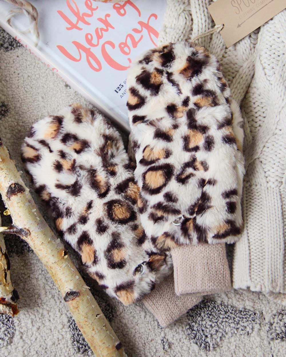  Snowy Birch Gloves 