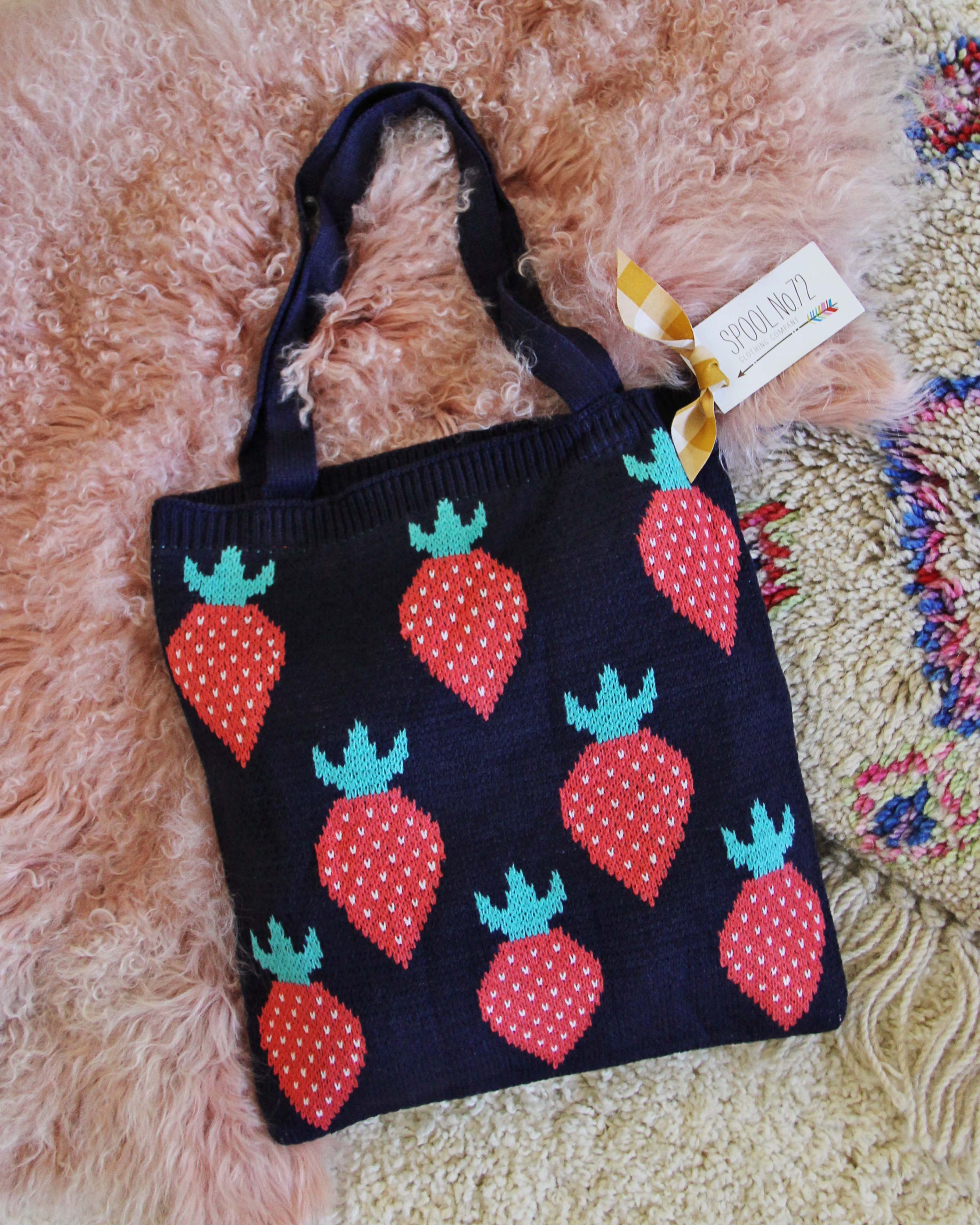  Sweater Knit Tote in Strawberry 