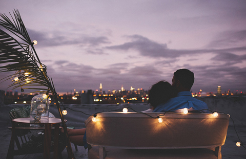 rooftop romantic date