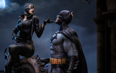 DC Comics Series #9 - Batman and Catwoman Diorama 1/6 - FLEXPAY | Monthly Payments | Free ConUS Shipping