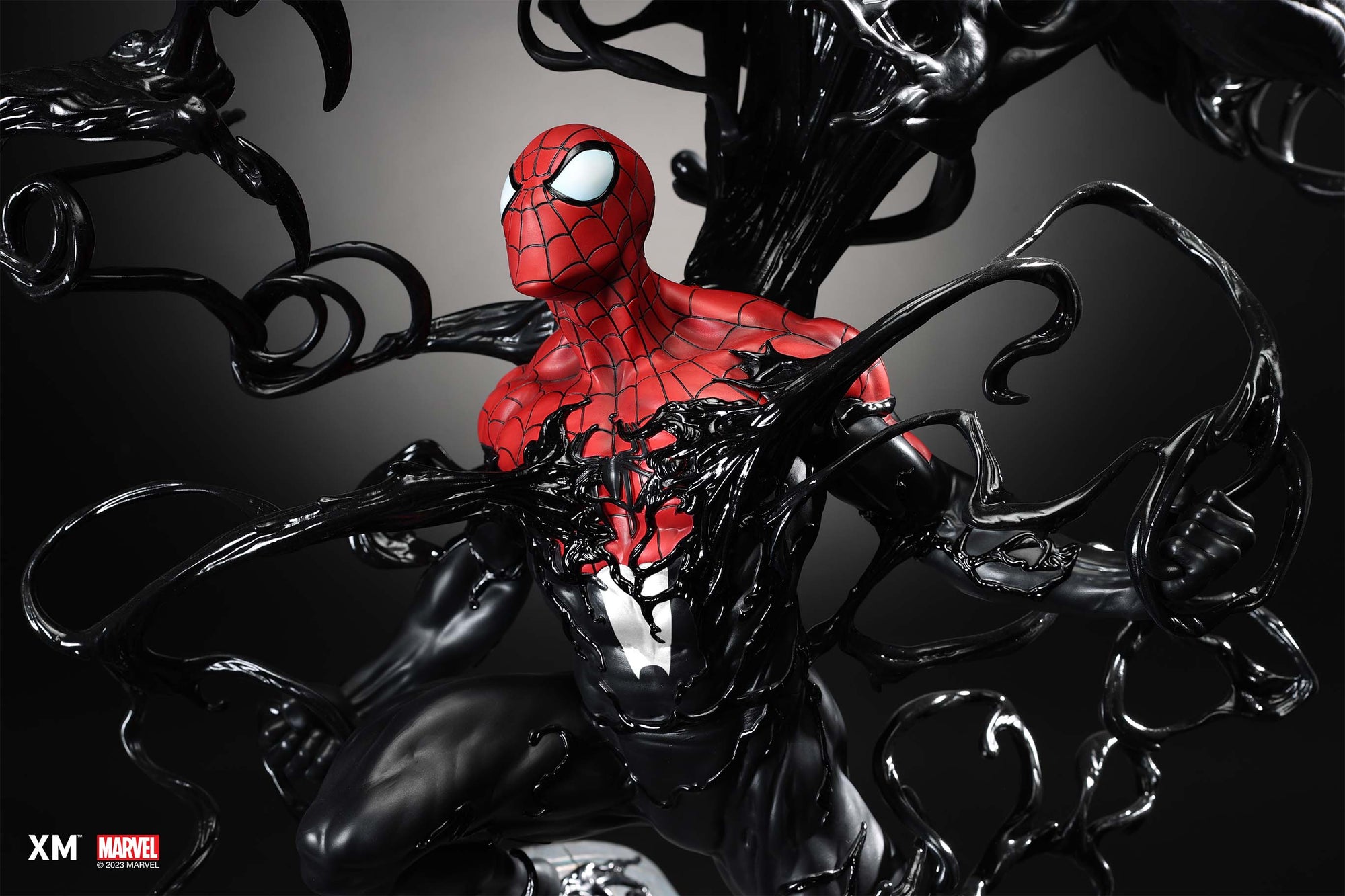 Spider-Man Symbiote Transformation 1/4 Scale Statue - Spec Fiction Shop