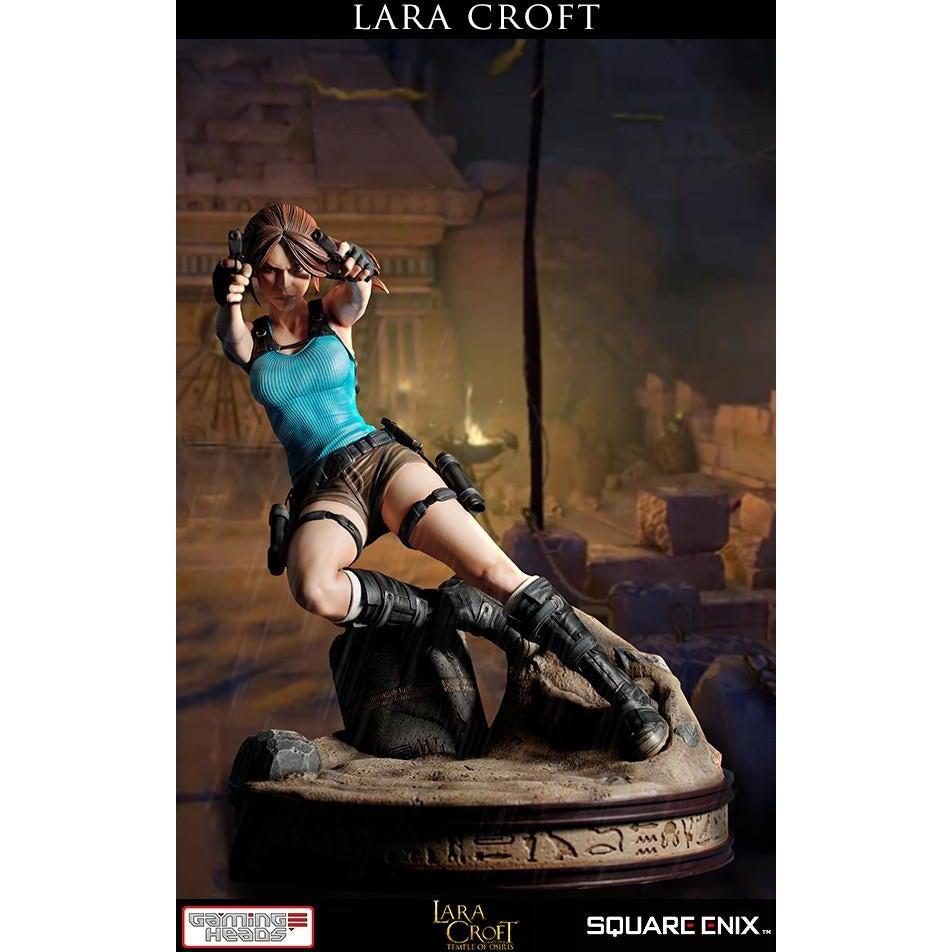 gaming heads lara croft statue