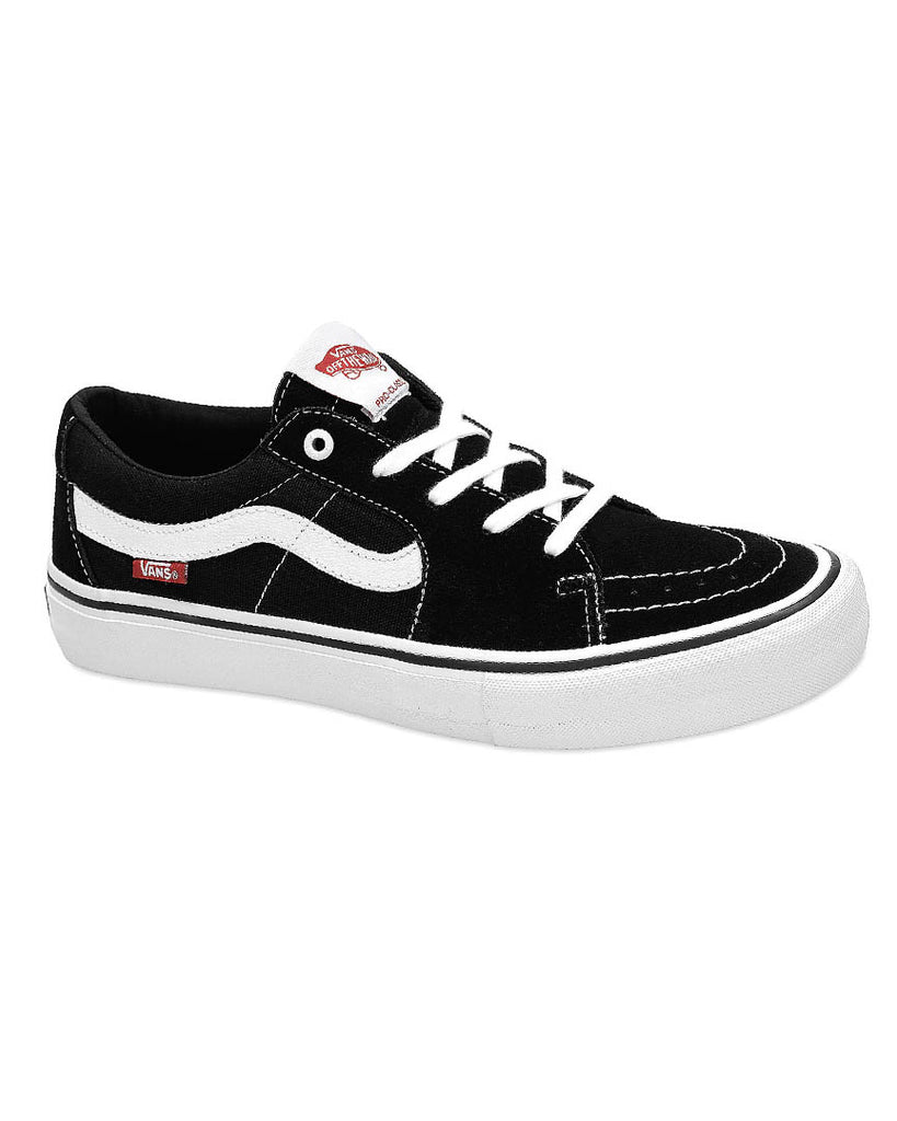 vans black and white low