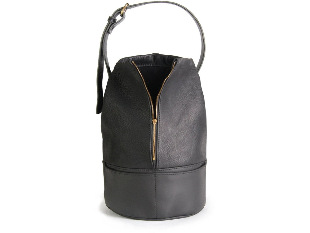 SEDGWICK LEATHER BUCKET BAG. Made in USA