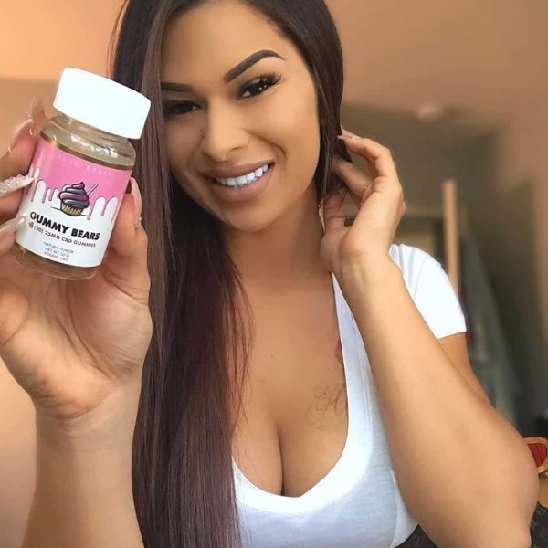 Save on CBD Topicals and CBD anxiety gummies from Sugar and Kush CBD! Read the best CBD Reviews from Sugar and Kush!