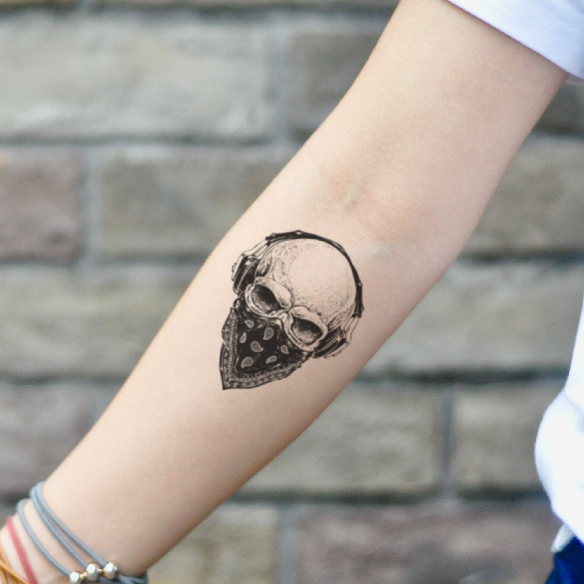 570 Skull With Bandana Tattoo Illustrations RoyaltyFree Vector Graphics   Clip Art  iStock
