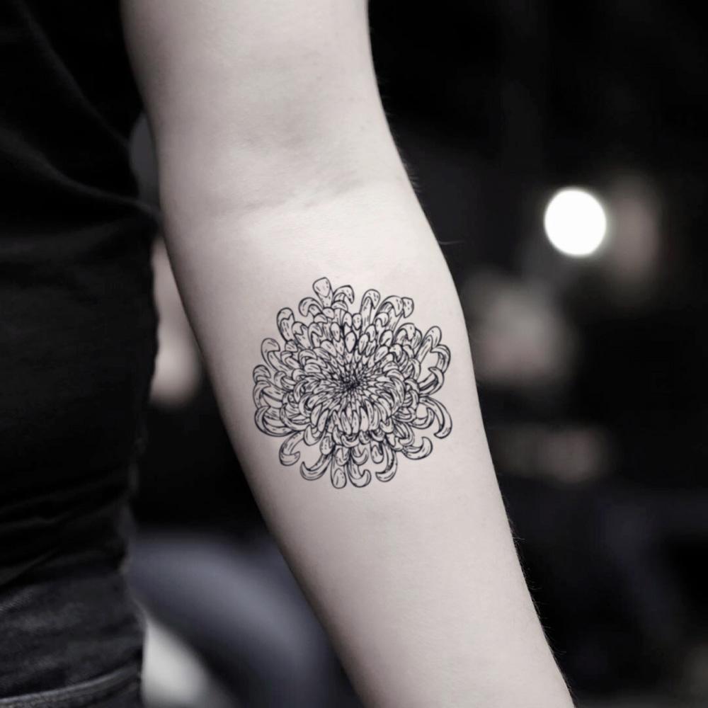 27 Meaningful Chrysanthemum Tattoo Ideas  Designs  Tattoo Glee