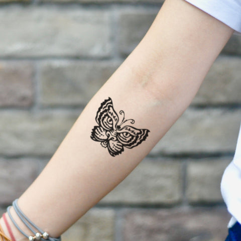 15 Stunning Lion And Tiger Tattoos That Youll Want On Your Body