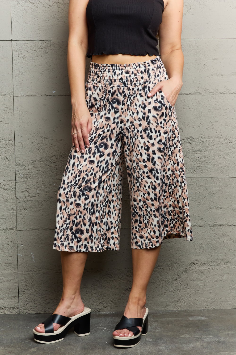 Ninexis Leopard High Waist Flowy Wide Leg Pants with Pockets – The Bee Chic  Boutique