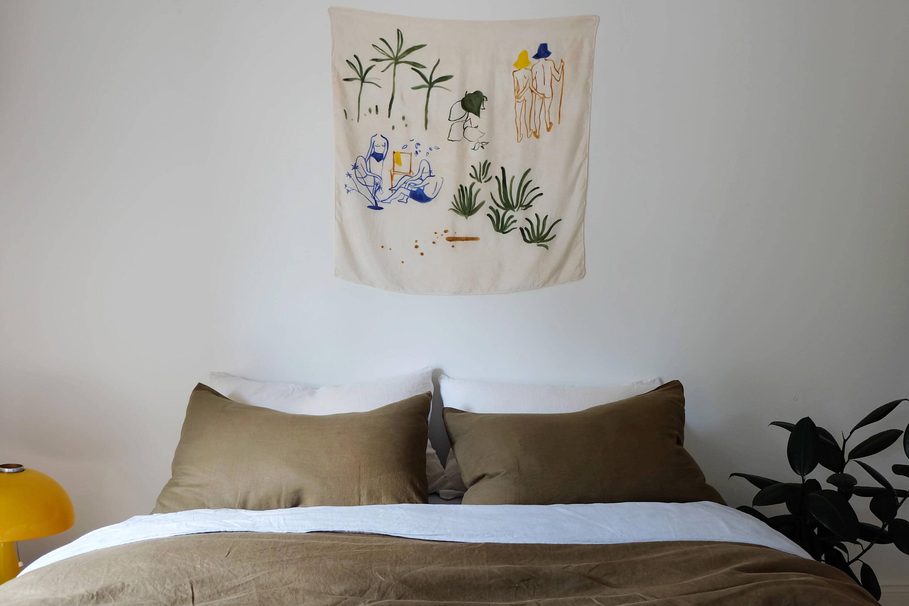 Linen duvet, sheets and pillowcases by IN BED