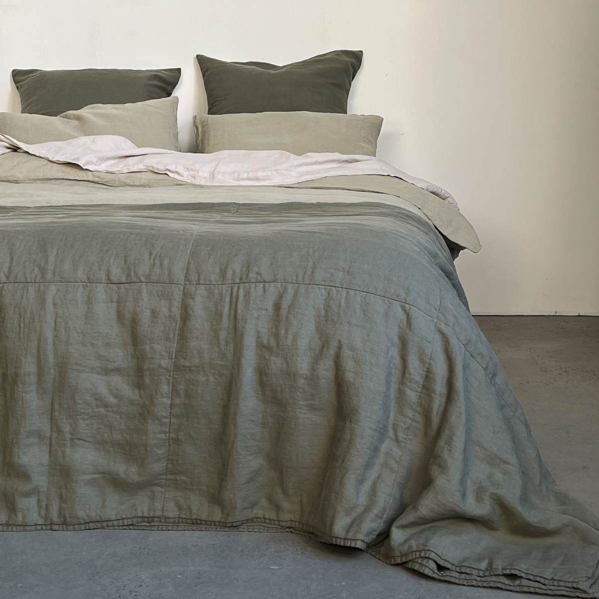 100% Linen Mixed Bedding & Quilt Set - Stone, Khaki & Dove Grey