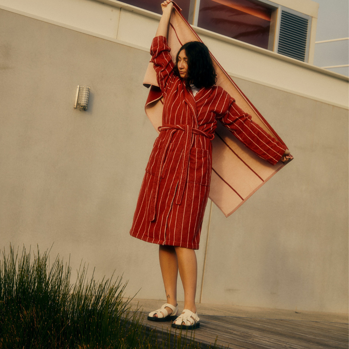 Organic Cotton Terry Bathrobe in Oxblood & Peach