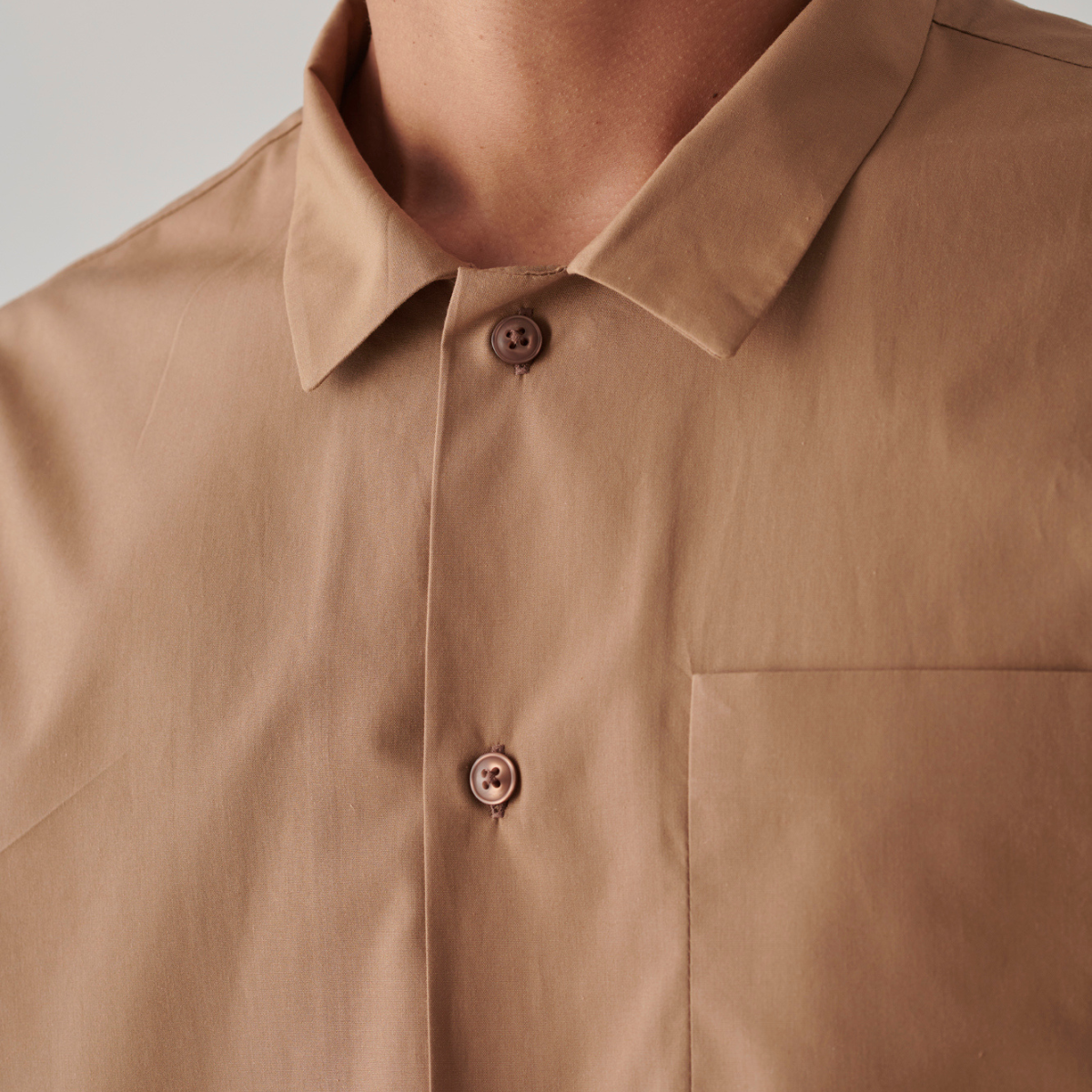 100% Organic Cotton Short Sleeve Shirt in Mushroom - Mens