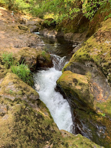 Deschutes Falls Park, photo by Karen Richardson