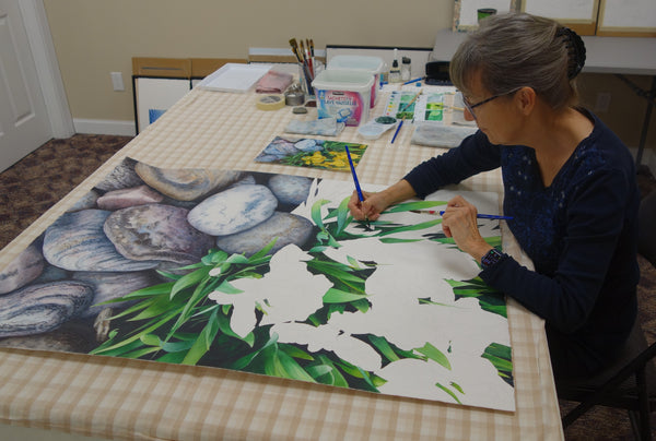 Karen Richardson working on a large watercolour painting