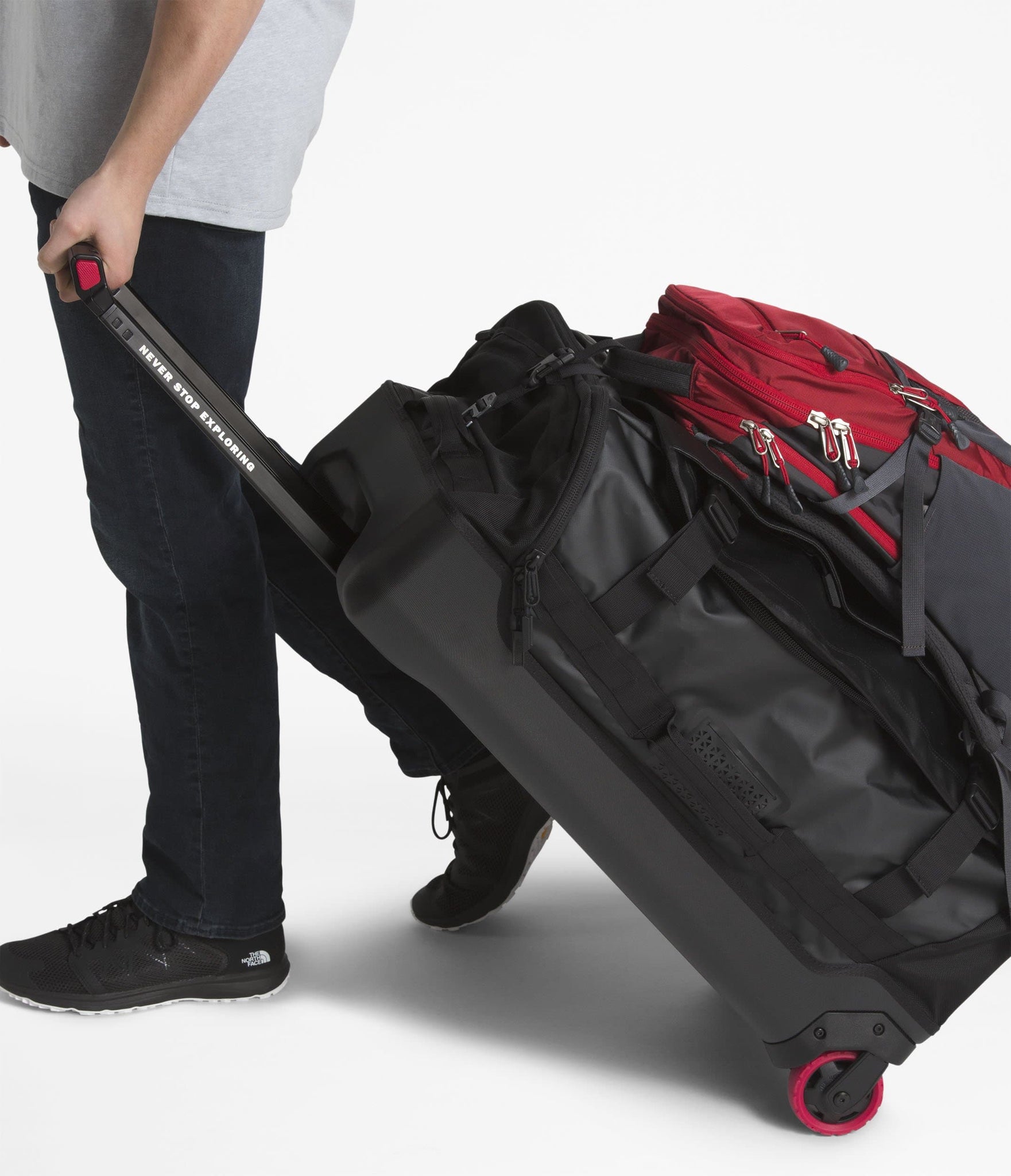 north face wheeled bag