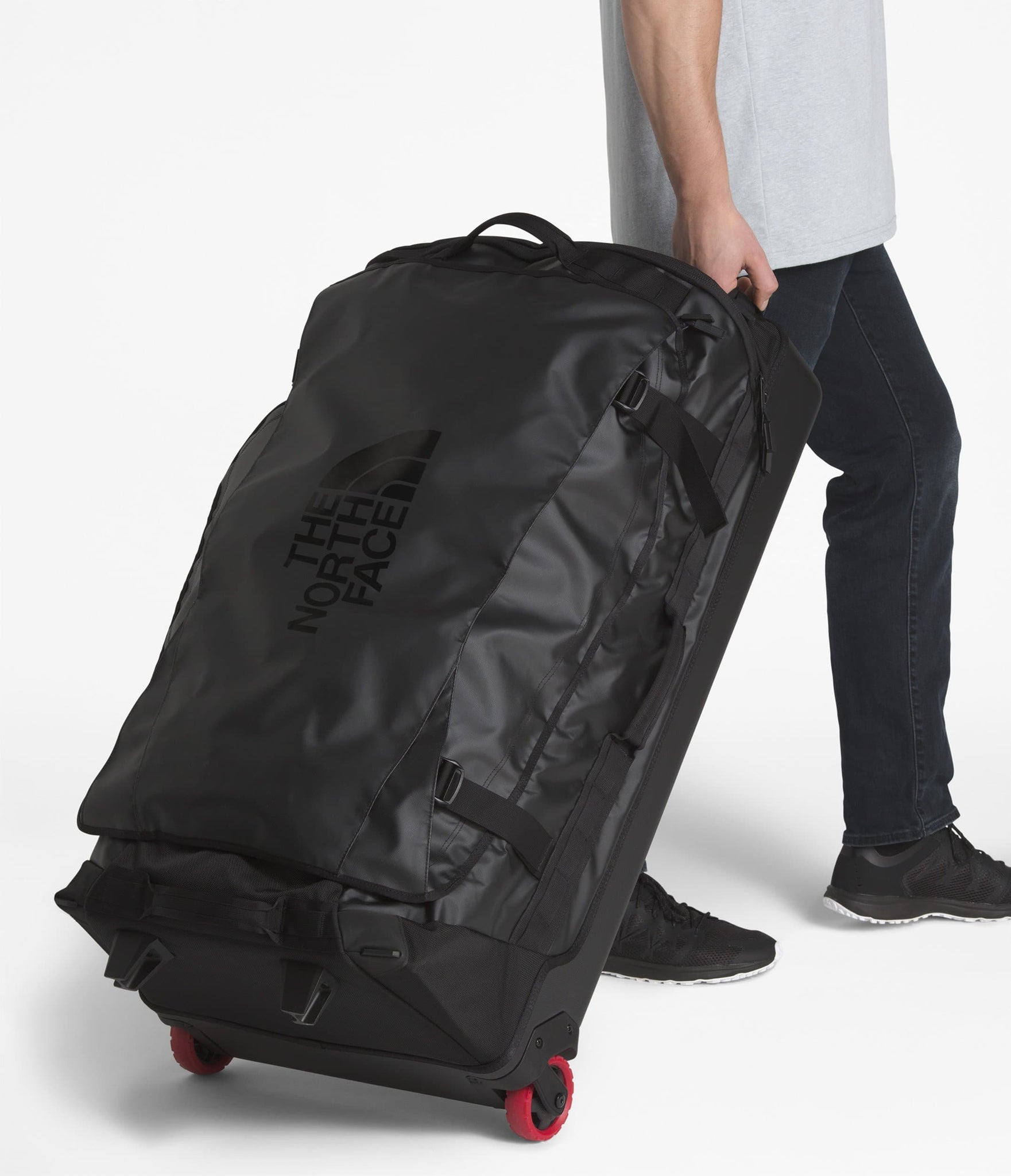 the north face rolling thunder 30in rolling gear bag