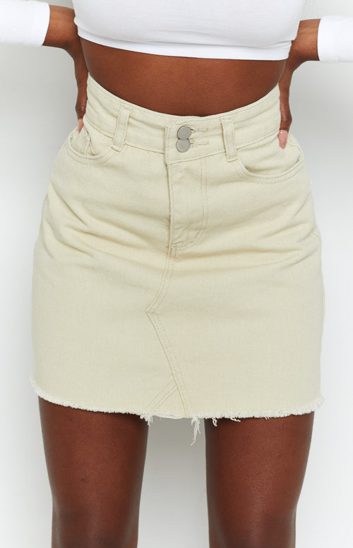 Eilish Mini Skirt Bone – Beginning Boutique