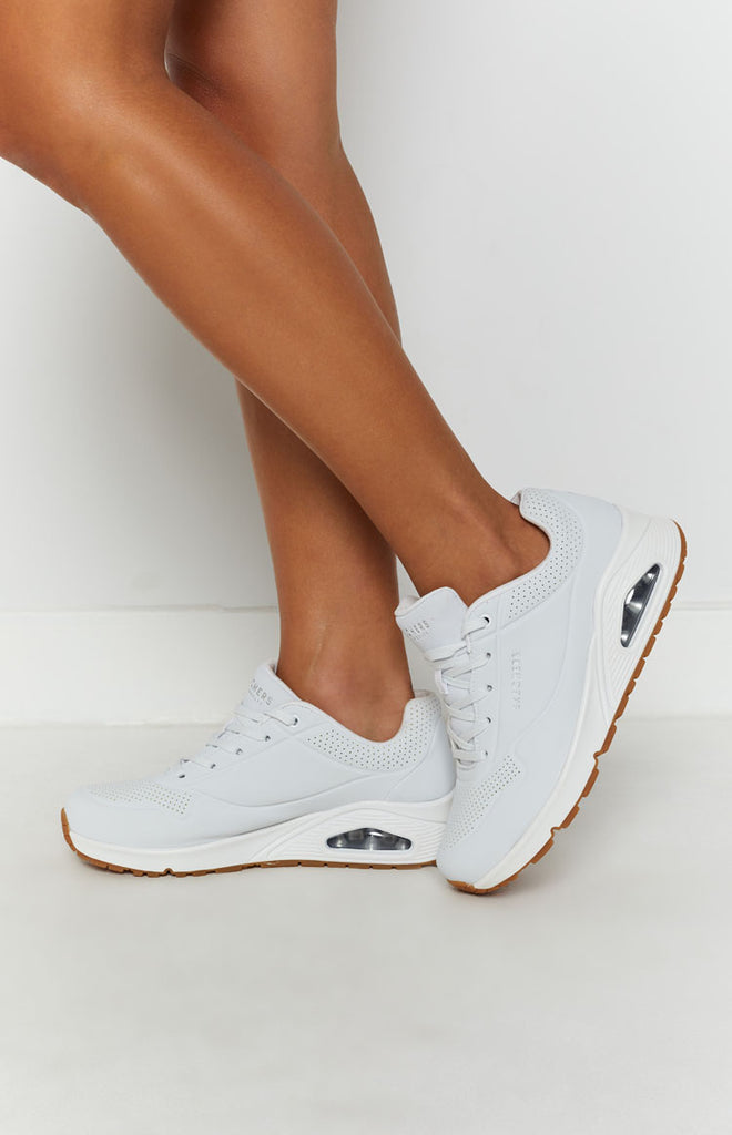 skechers uno stand on air sneaker