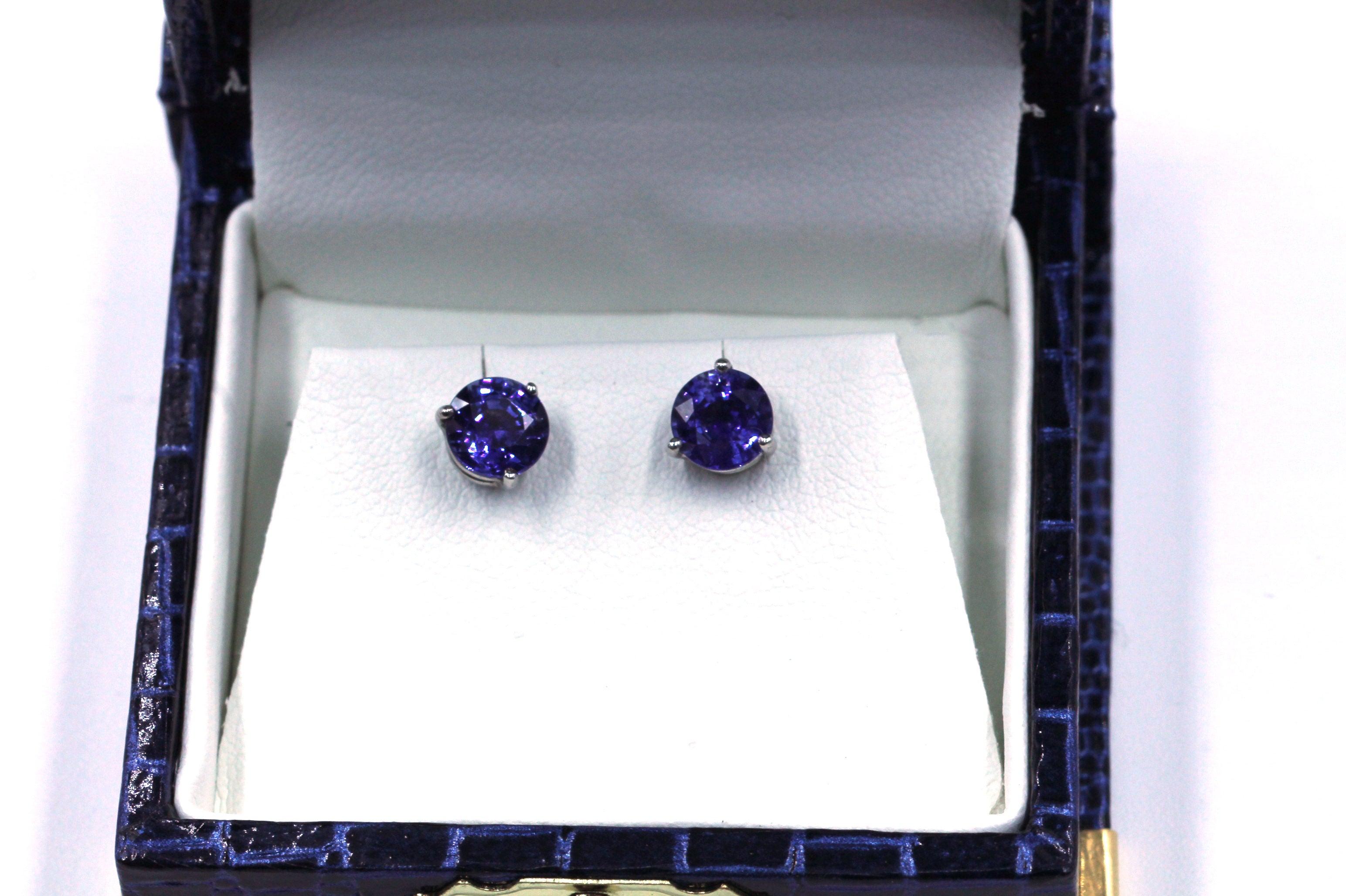 Deleuse Sapphire Earrings