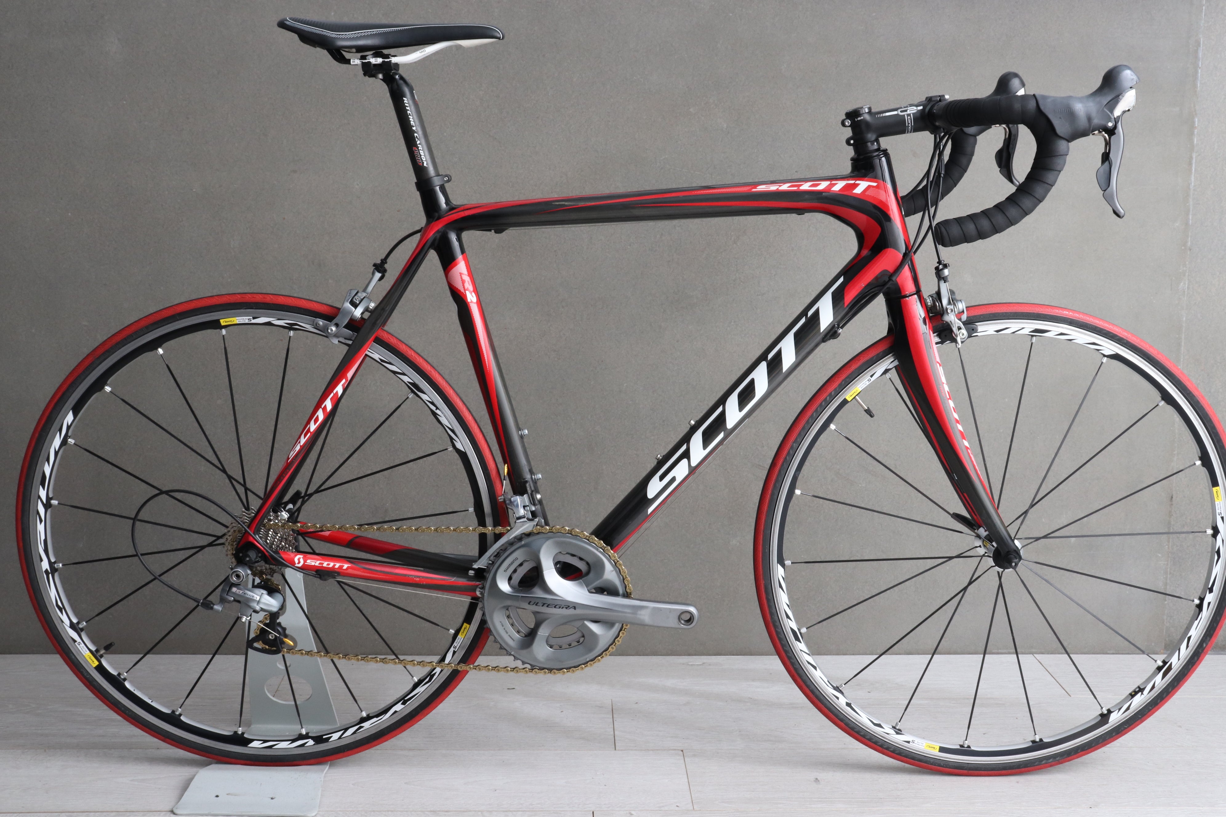 scott addict r2 carbon