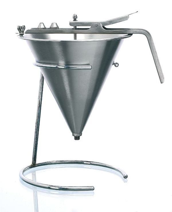 Matfer Bourgeat 258825 Confectionery Funnel 2 qts.