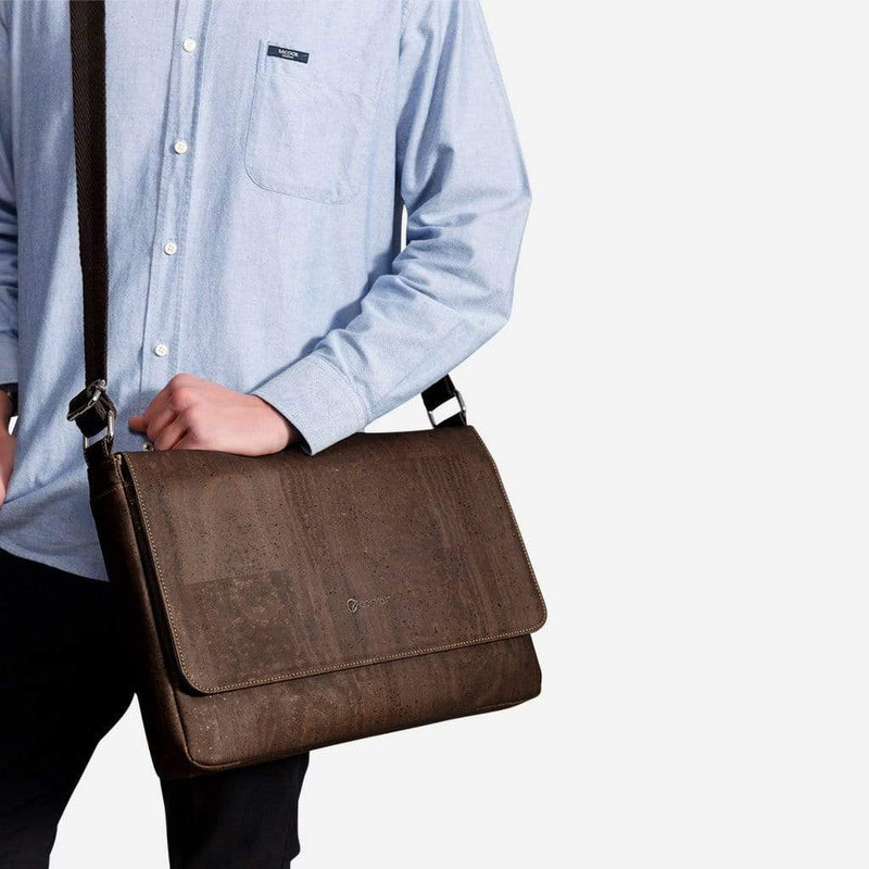 Cork Messenger | Cork Eco-friendly Alternative to Leather | Corkor.com