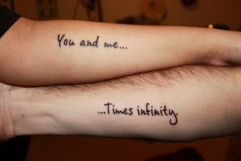 Tatouage de couple You and me times infinity