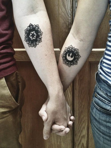 Koppel tattoos mandalas