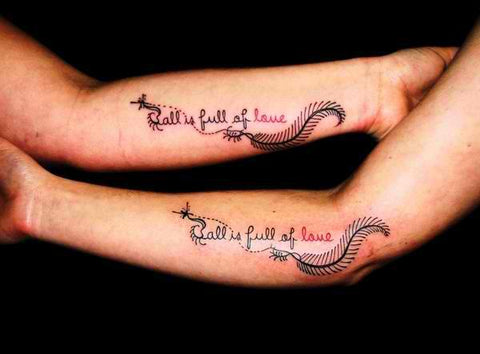 Tatouages pour couple All is full of love