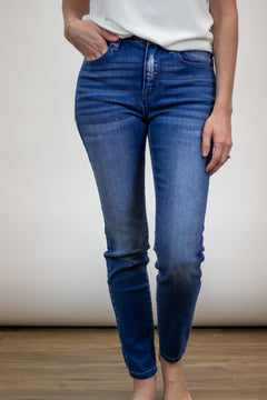 Kourtney High Rise Skinny Jean~ KanCan