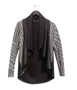 https://cdn.shopify.com/s/files/1/0218/8346/products/BlackGrayCardigan_1_300x300.jpg?v=1607115706