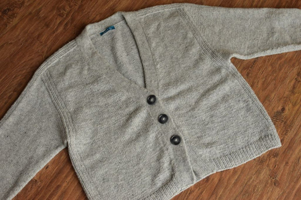 LilyKateMakes Calm Down Cardigan in BC Garn Loch Lomond Silver.