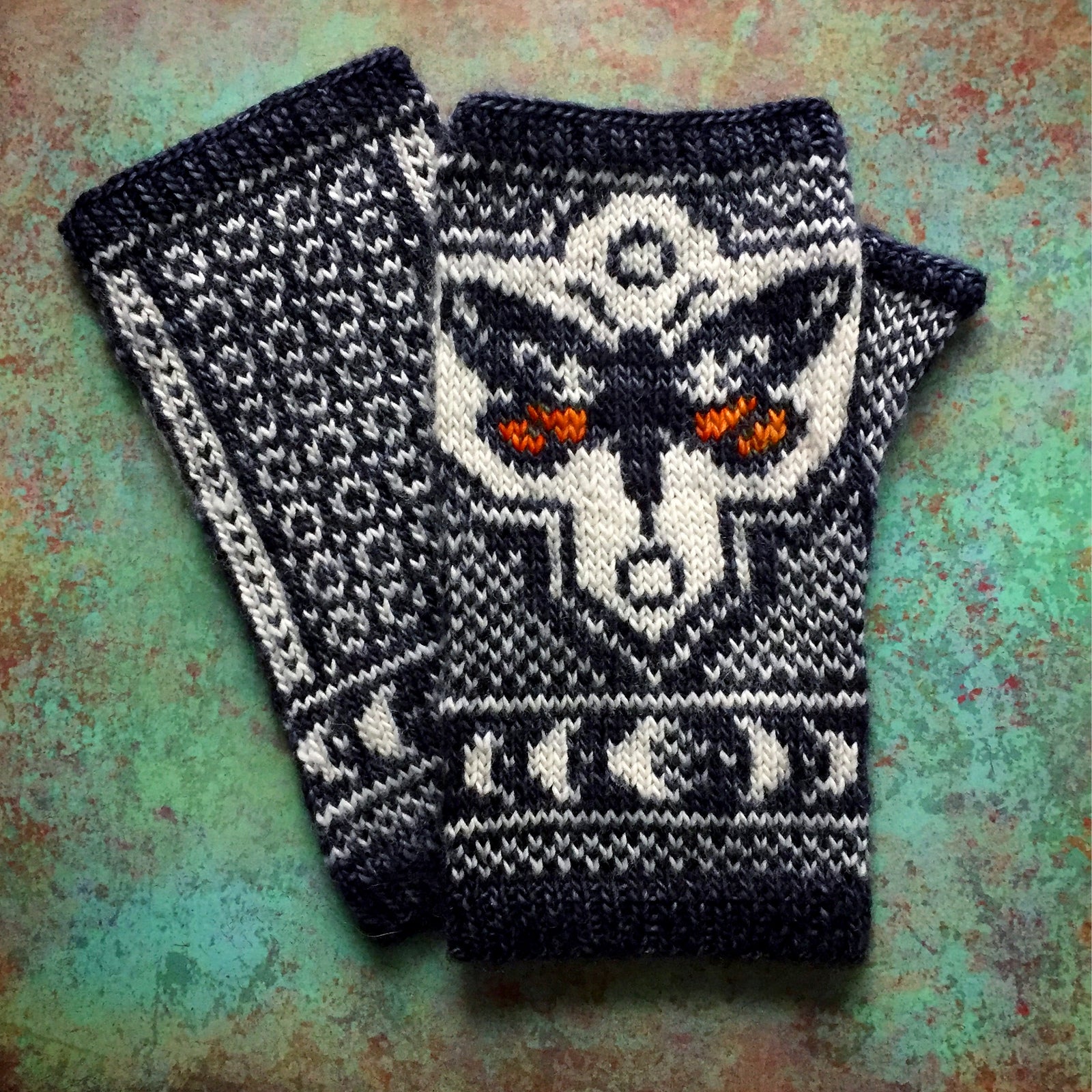 Underwing Mitts by Erica Heusser