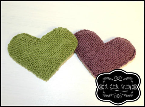 A Little Knitty Knitting FREE Happy Heart Pillow Knitting Pattern larougetdelisle