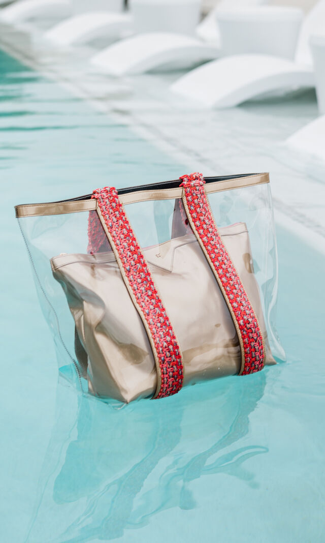 The Perfect Summer Beach Bag feat. Kelly Wynne - Life on Phillips Lane
