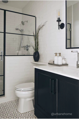 Minimalist organized bathroom countertop