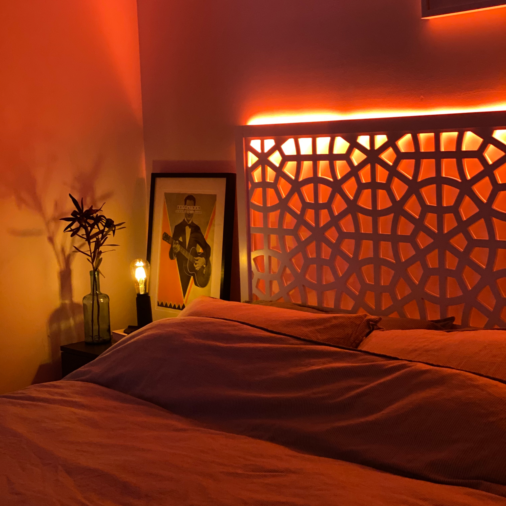 warm bedroom lighting 