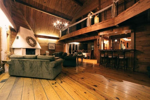 Wood All Around The Country or Cabin Feel