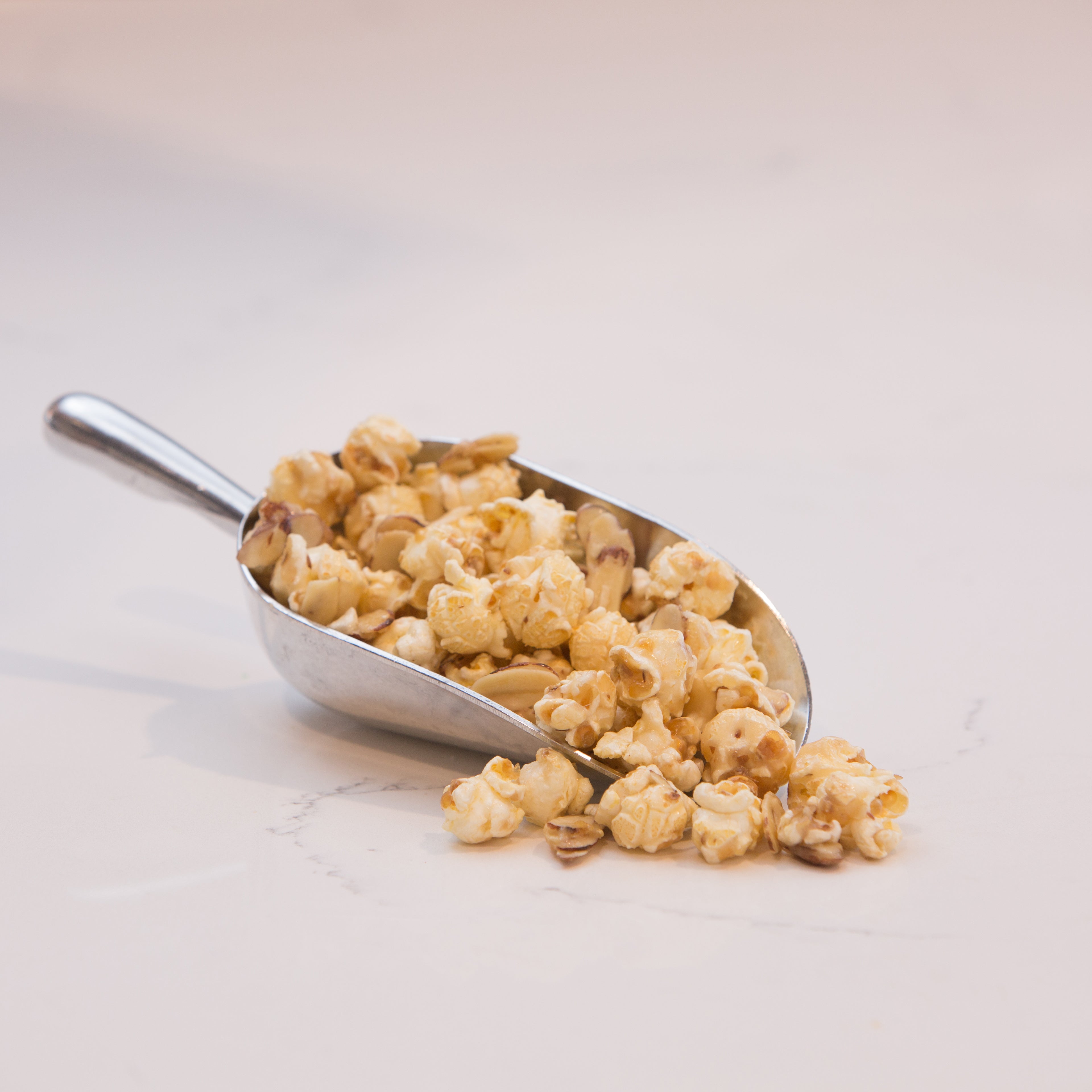 Toffee with Almonds Popcorn