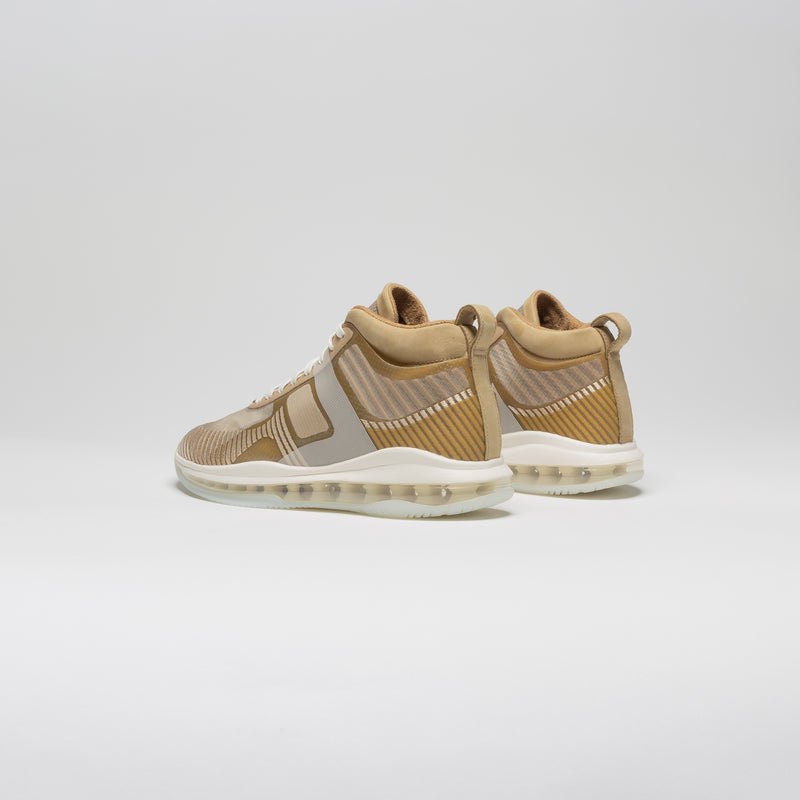 lebron parachute beige