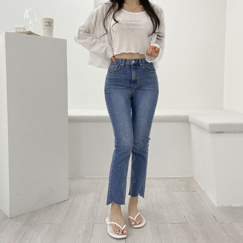 4DLOOK With A Hint Of Magic Denim Jeans | on Sthsweet | Korean Fashion & Be